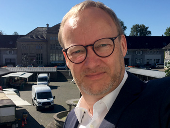 Prof. Dr. Hendrik Schröder Prof. Dr. Hendrik Schröder